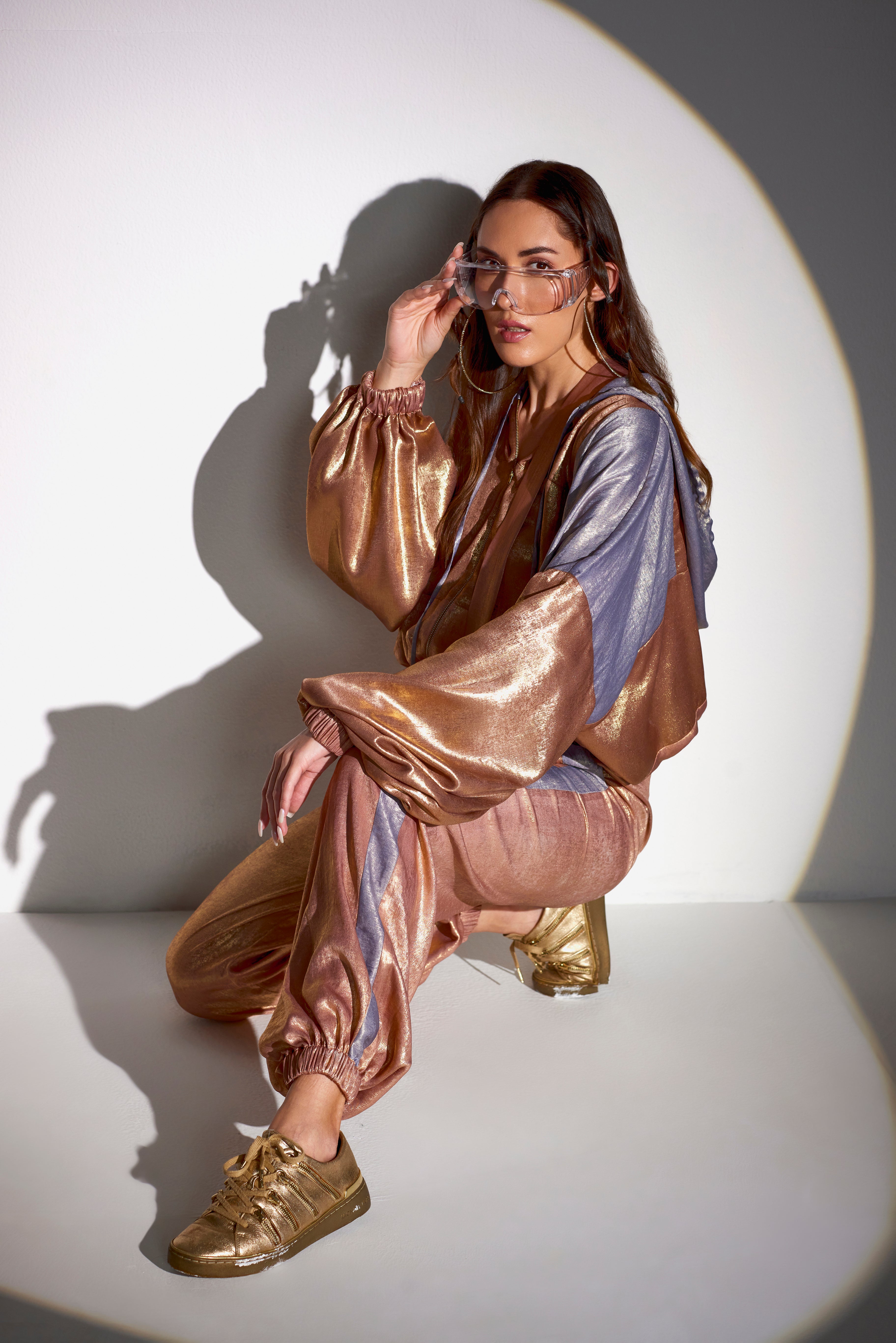 Tricolour rose gold shimmer lounge jacket – QiQi